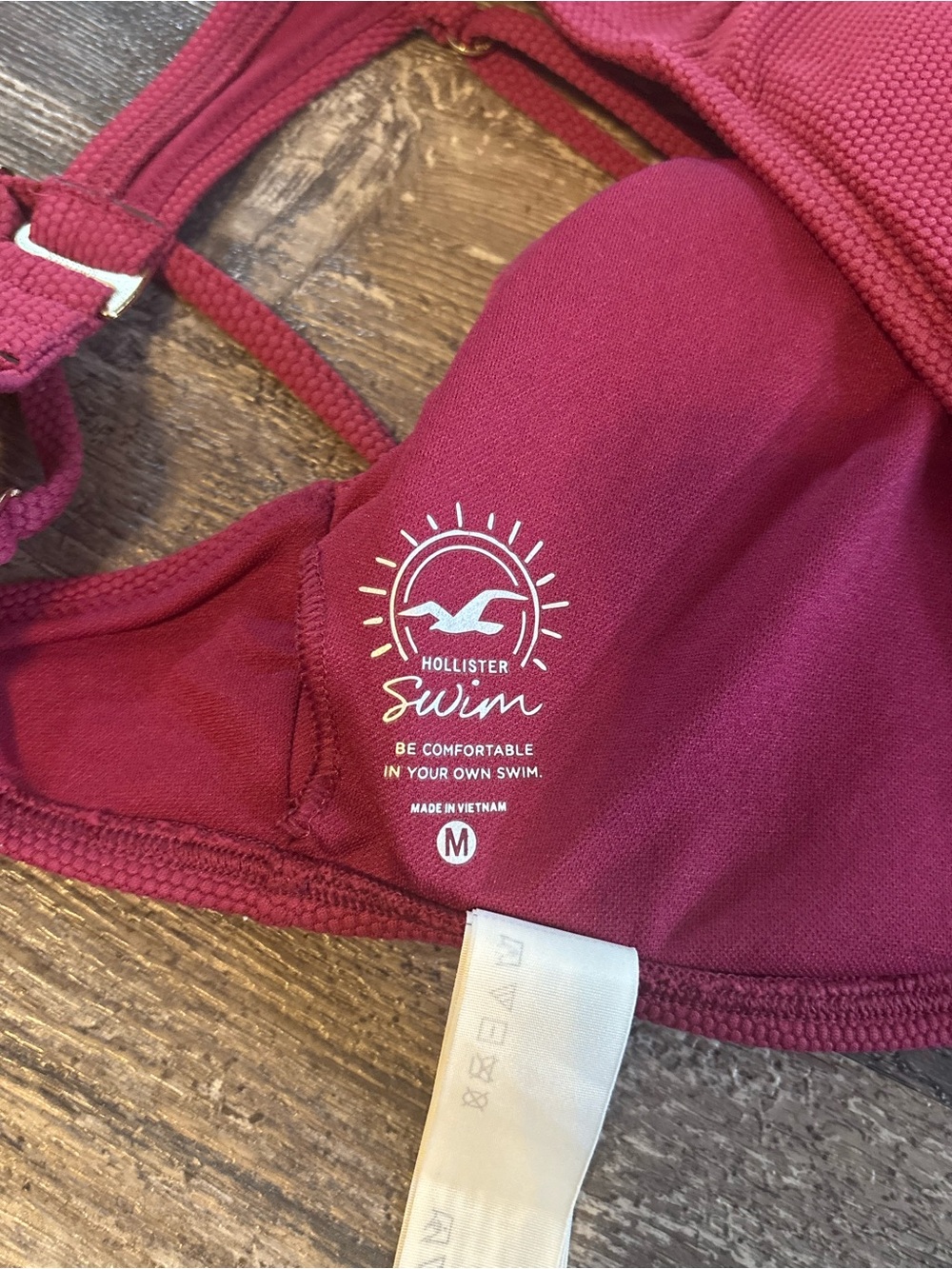 Hollister Raspberry Textured Tie-Front Bikini Top - Picture 2 of 4
